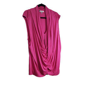 NWT Sleeveless Blouse from Jennifer Lopez Size 3x in Very Berry Pink